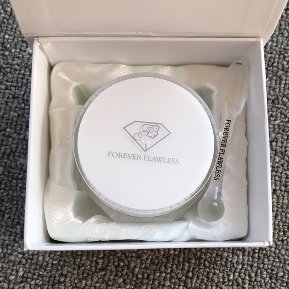 Skin care - Picture 7 of 9